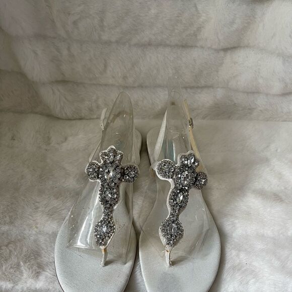Betsey Johnson off white Satin Rhinestones Slingback adjustable strap Si… - Picture 5 of 9